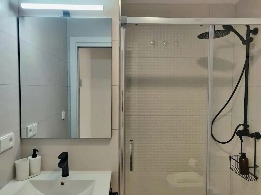 Appartamento 1º Linea De Playa Con Piscina Panoramica & Parking Málaga Spagna